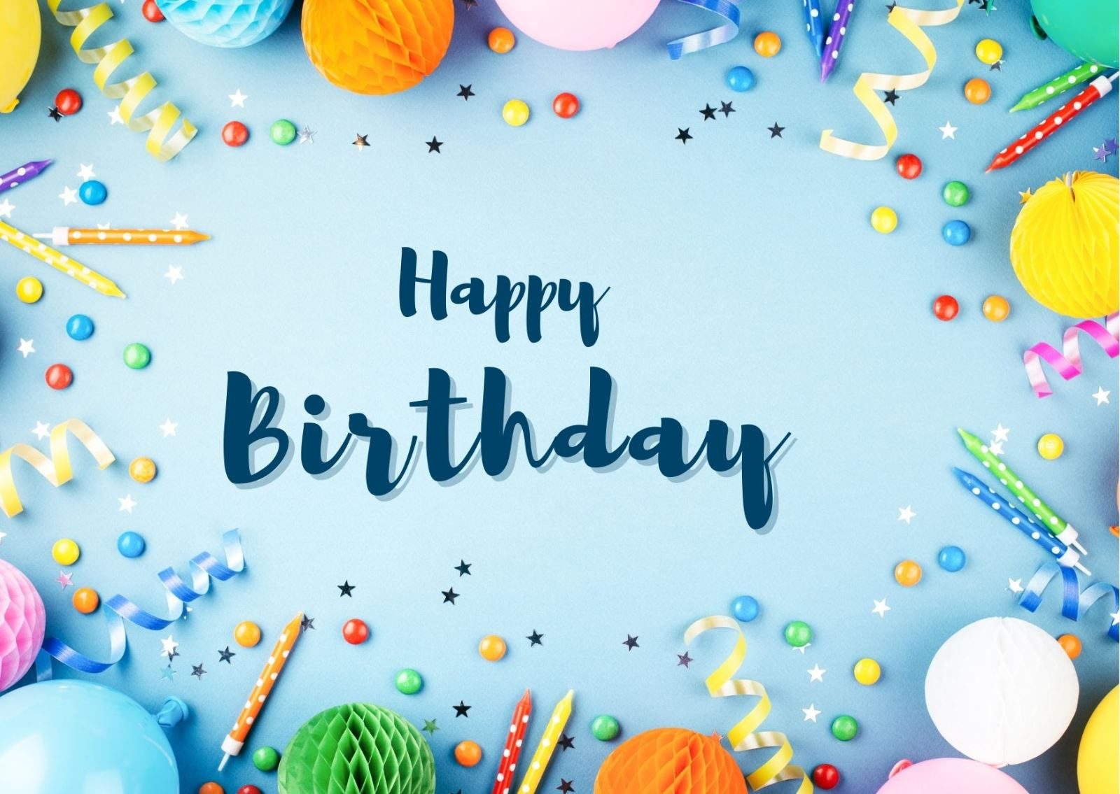 Những món quà là một phần không thể thiếu để thể hiện tình cảm trong ngày Happy Birthday.