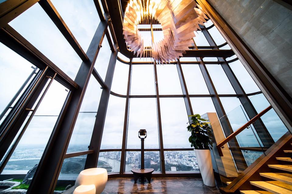 Đài quan sát SkyView tại Landmark 81 mang đến một tầm nhìn ngoạn mục.