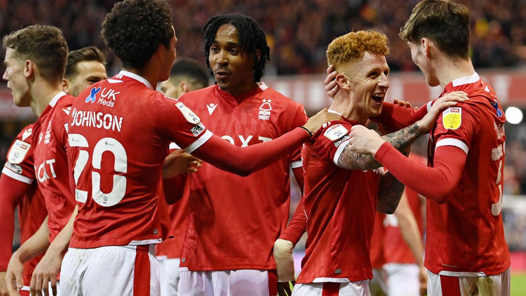 Câu lạc bộ bóng đá Nottingham Forest được biết đến với nhiều biệt danh thân thuộc