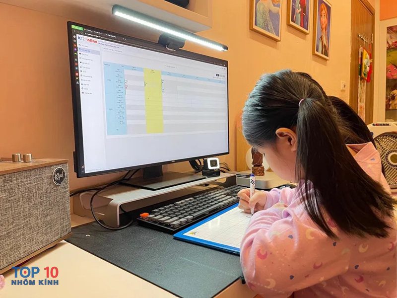 K12 Online - Học K12 Online có thay thế hoàn toàn học trực tiếp không? K12 Online - Học K12 Online có thay thế hoàn toàn học trực tiếp không?